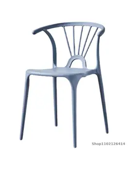 Paprastas plastikinis suaugusiųjų kėdės atlošas išmatose, biuro kėdė, restoranas namų Šiaurės valgomojo kėdė laisvalaikio Taishi ragų kėdė Nuotrauka