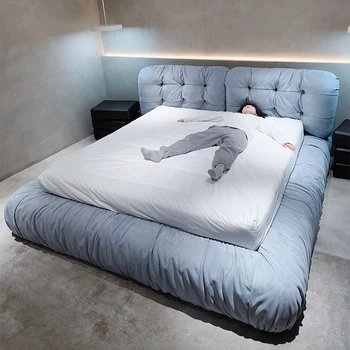 Šiaurės modernios šviesos prabangos stilius grietinėlės vėjo miegamojo 1,8 m debesis komfortą medžio masyvo miegamojo dvigule lova Nuotrauka